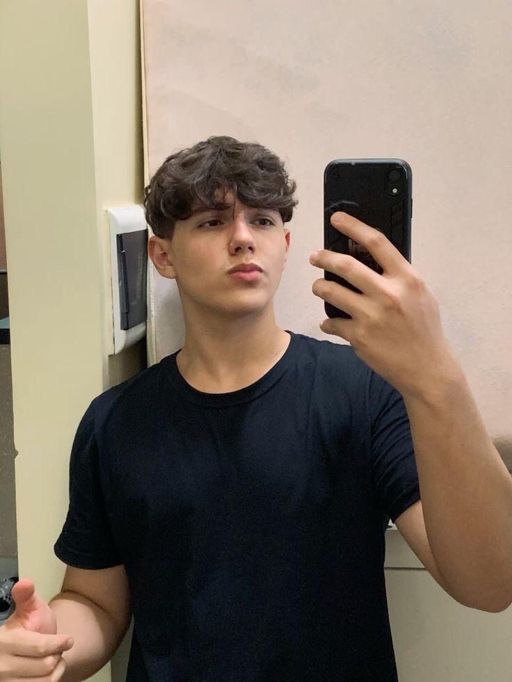 <em>Alejandro P.</em>